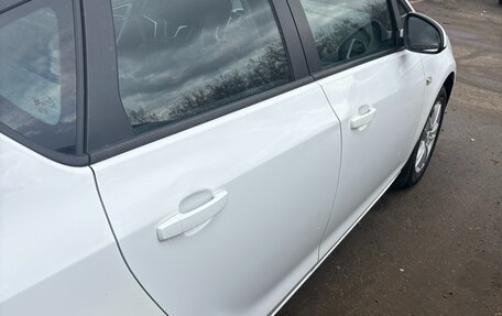 Opel Astra J, 2010 год, 720 000 рублей, 6 фотография