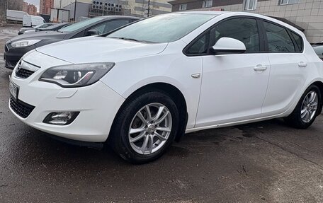 Opel Astra J, 2010 год, 720 000 рублей, 17 фотография