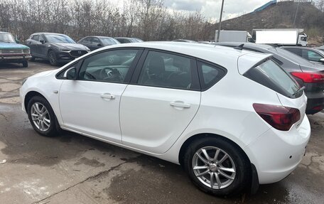Opel Astra J, 2010 год, 720 000 рублей, 16 фотография