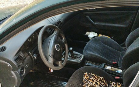 Volkswagen Passat B5+ рестайлинг, 1998 год, 290 000 рублей, 4 фотография