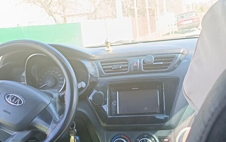 KIA Rio III рестайлинг, 2012 год, 600 000 рублей, 5 фотография