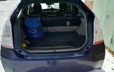 Toyota Prius, 2011 год, 850 000 рублей, 6 фотография