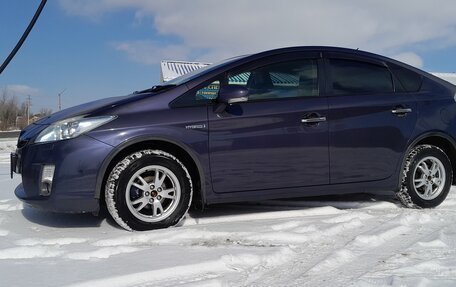 Toyota Prius, 2011 год, 850 000 рублей, 11 фотография