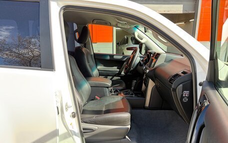 Toyota Land Cruiser Prado 150 рестайлинг 2, 2012 год, 2 799 000 рублей, 6 фотография