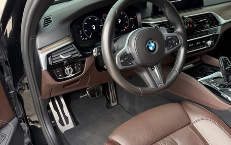 BMW 5 серия, 2019 год, 4 800 000 рублей, 9 фотография