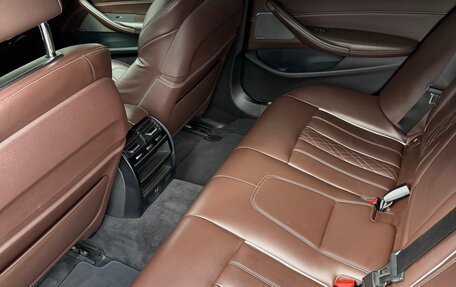 BMW 5 серия, 2019 год, 4 800 000 рублей, 13 фотография