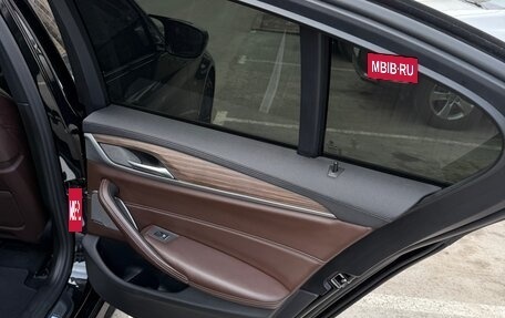 BMW 5 серия, 2019 год, 4 800 000 рублей, 14 фотография