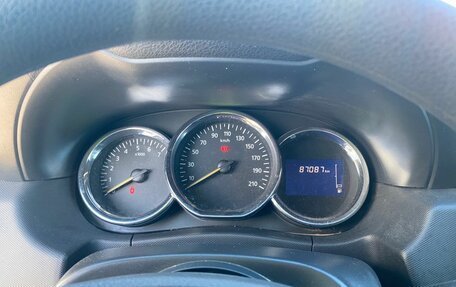 Renault Duster I рестайлинг, 2015 год, 1 230 000 рублей, 18 фотография