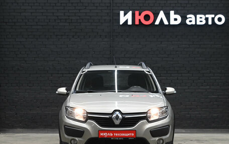 Renault Sandero II рестайлинг, 2016 год, 880 000 рублей, 2 фотография