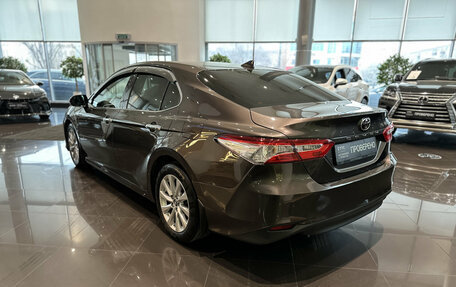 Toyota Camry, 2018 год, 2 708 000 рублей, 8 фотография