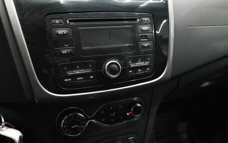 Renault Sandero II рестайлинг, 2016 год, 880 000 рублей, 15 фотография