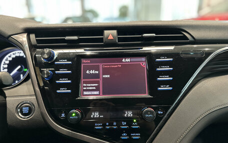 Toyota Camry, 2018 год, 2 708 000 рублей, 18 фотография