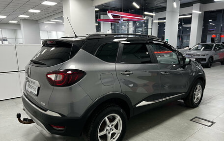 Renault Kaptur I рестайлинг, 2018 год, 1 490 000 рублей, 3 фотография