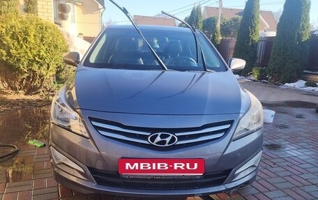 Hyundai Solaris II рестайлинг, 2016 год, 700 000 рублей, 9 фотография