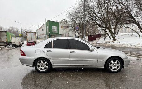 Mercedes-Benz C-Класс, 2005 год, 500 000 рублей, 11 фотография