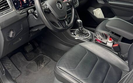 Volkswagen Tiguan II, 2018 год, 3 000 000 рублей, 17 фотография