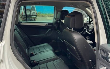 Volkswagen Tiguan II, 2018 год, 3 000 000 рублей, 25 фотография