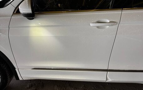 Volkswagen Tiguan II, 2018 год, 3 000 000 рублей, 31 фотография