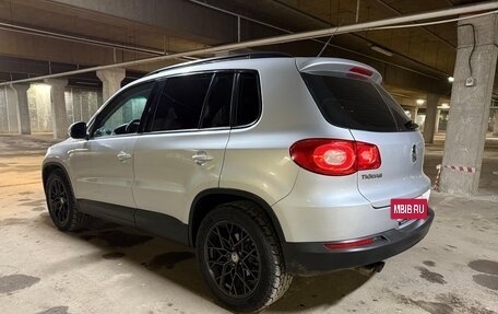 Volkswagen Tiguan I, 2010 год, 870 000 рублей, 4 фотография