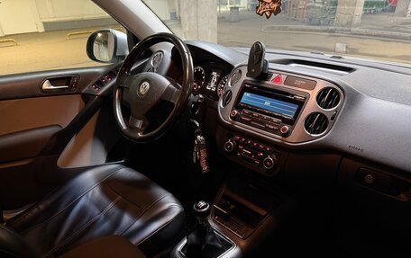 Volkswagen Tiguan I, 2010 год, 870 000 рублей, 7 фотография