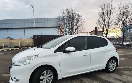 Peugeot 208 II, 2013 год, 550 000 рублей, 4 фотография