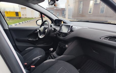 Peugeot 208 II, 2013 год, 550 000 рублей, 8 фотография