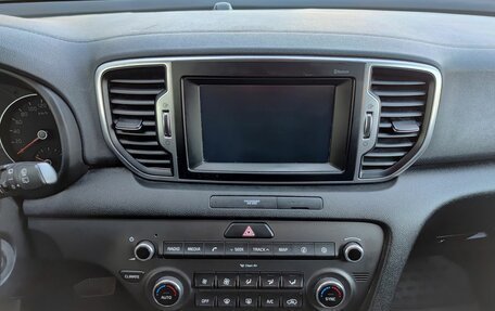 KIA Sportage IV рестайлинг, 2017 год, 2 099 800 рублей, 18 фотография