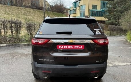 Chevrolet Traverse II, 2018 год, 2 900 000 рублей, 4 фотография
