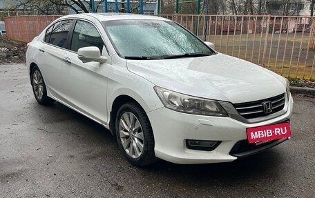 Honda Accord IX рестайлинг, 2013 год, 1 400 000 рублей, 5 фотография