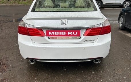 Honda Accord IX рестайлинг, 2013 год, 1 400 000 рублей, 3 фотография