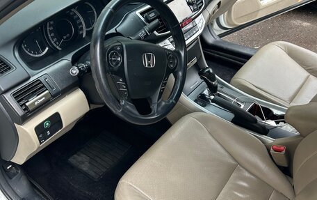 Honda Accord IX рестайлинг, 2013 год, 1 400 000 рублей, 12 фотография