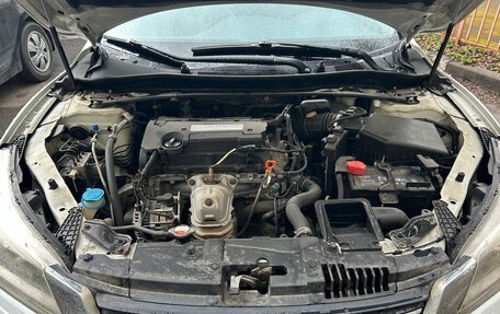 Honda Accord IX рестайлинг, 2013 год, 1 400 000 рублей, 14 фотография