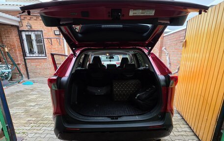 Toyota RAV4, 2021 год, 4 300 000 рублей, 13 фотография