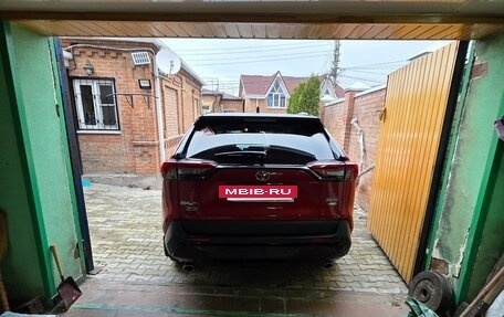 Toyota RAV4, 2021 год, 4 300 000 рублей, 5 фотография