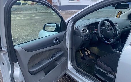 Ford Focus II рестайлинг, 2006 год, 400 000 рублей, 16 фотография