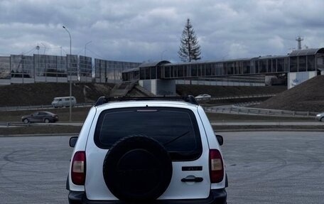 Chevrolet Niva I рестайлинг, 2004 год, 350 000 рублей, 3 фотография