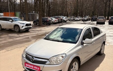 Opel Astra H, 2010 год, 555 555 рублей, 4 фотография