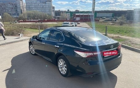 Toyota Camry, 2021 год, 2 970 000 рублей, 5 фотография