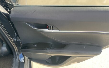 Toyota Camry, 2021 год, 2 970 000 рублей, 18 фотография