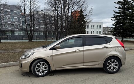 Hyundai Solaris II рестайлинг, 2011 год, 785 000 рублей, 3 фотография