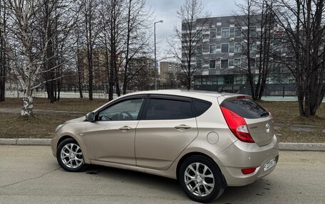 Hyundai Solaris II рестайлинг, 2011 год, 785 000 рублей, 4 фотография