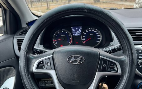 Hyundai Solaris II рестайлинг, 2011 год, 785 000 рублей, 11 фотография