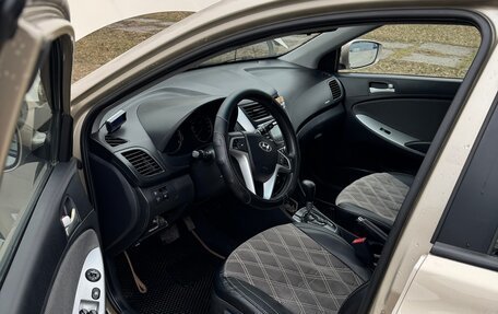 Hyundai Solaris II рестайлинг, 2011 год, 785 000 рублей, 8 фотография