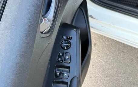 Hyundai Solaris II рестайлинг, 2017 год, 735 000 рублей, 8 фотография