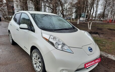 Nissan Leaf I, 2015 год, 1 065 000 рублей, 7 фотография