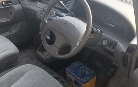 Toyota Estima III рестайлинг -2, 1995 год, 300 000 рублей, 4 фотография