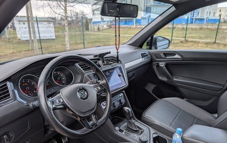 Volkswagen Tiguan II, 2021 год, 3 200 000 рублей, 6 фотография