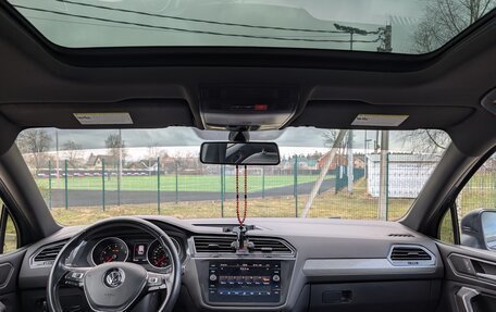 Volkswagen Tiguan II, 2021 год, 3 200 000 рублей, 5 фотография