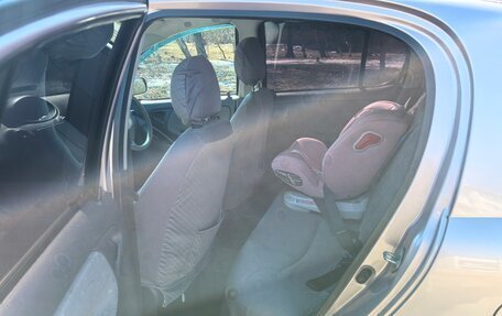 Toyota Vitz, 2000 год, 290 000 рублей, 7 фотография