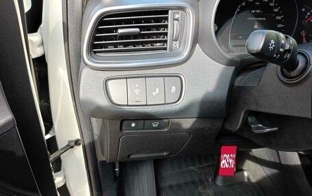 KIA Sorento III Prime рестайлинг, 2018 год, 3 200 000 рублей, 29 фотография